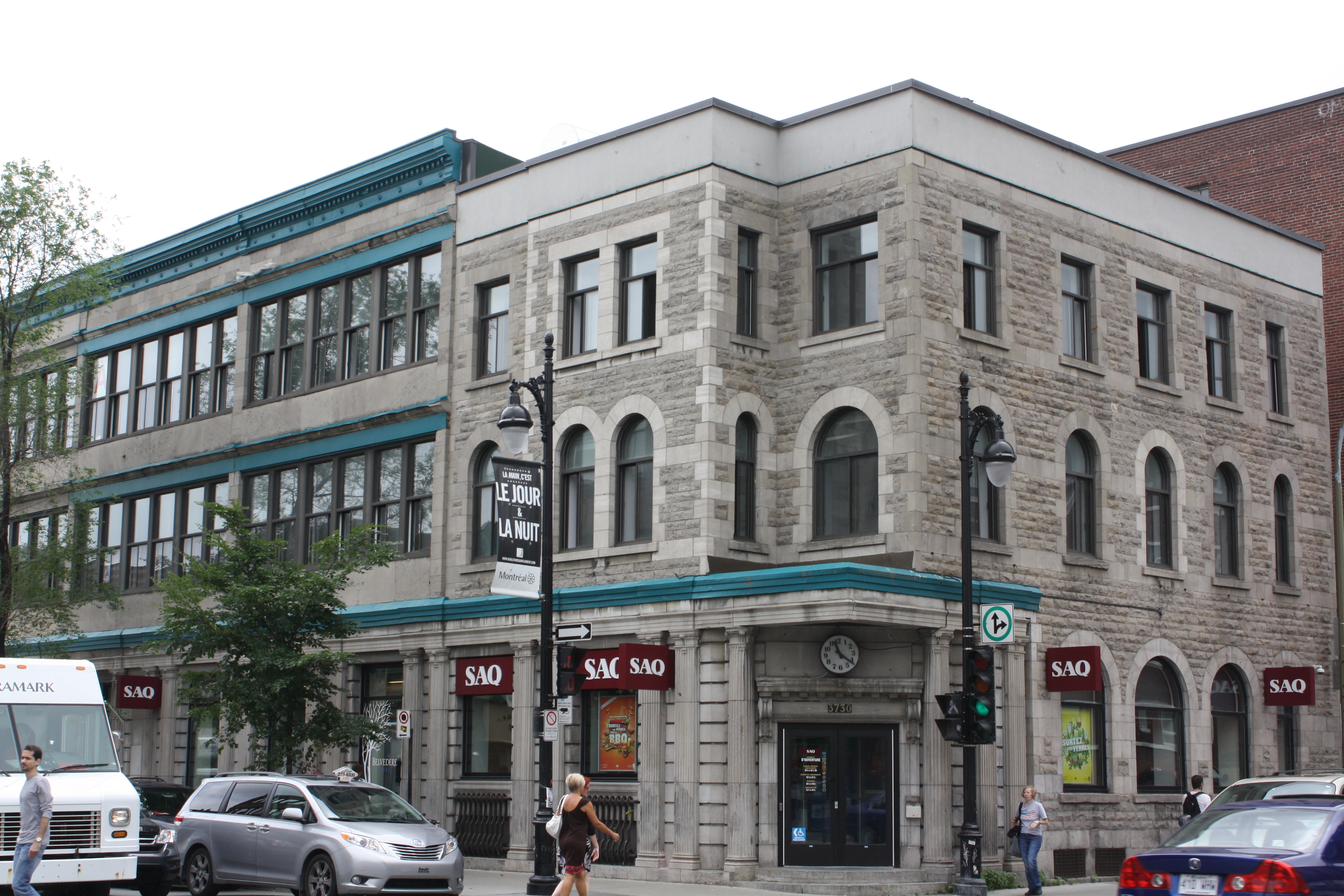 3720-30 St-Laurent blvd