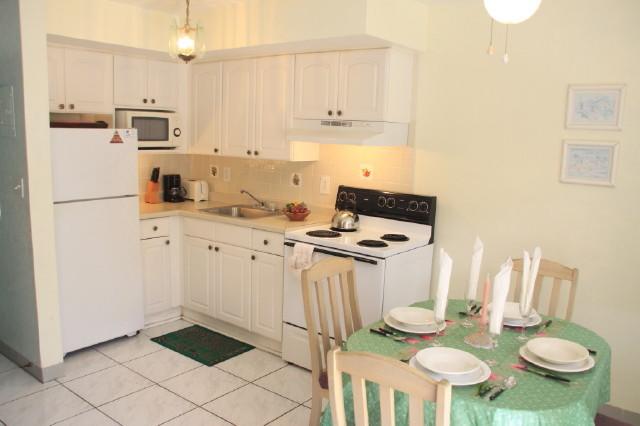 Sea Garden by the sea - kitchenette